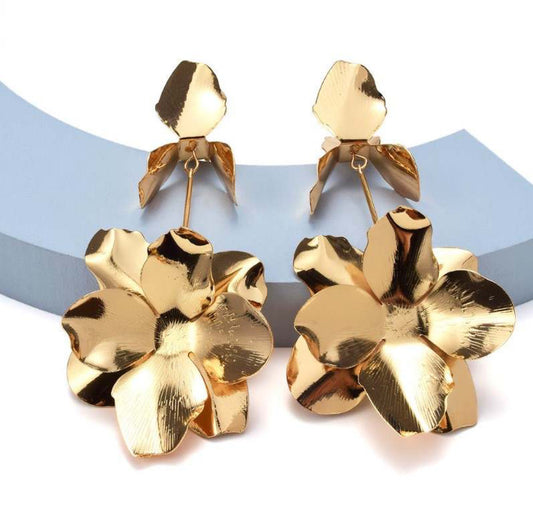 gold earrings, gold two tier earrings, flower earrings, metal, gold